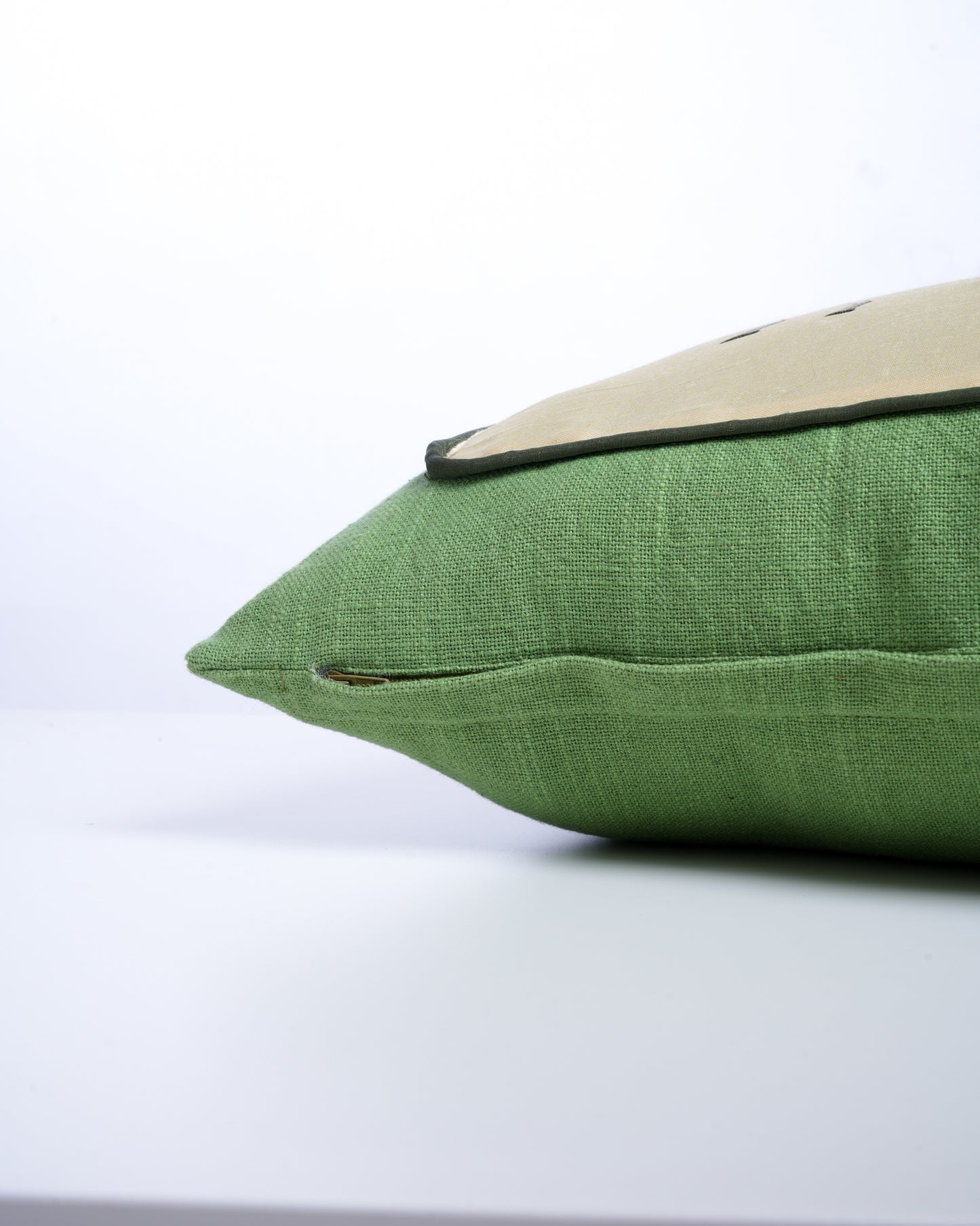 Mashru patch cushion cover