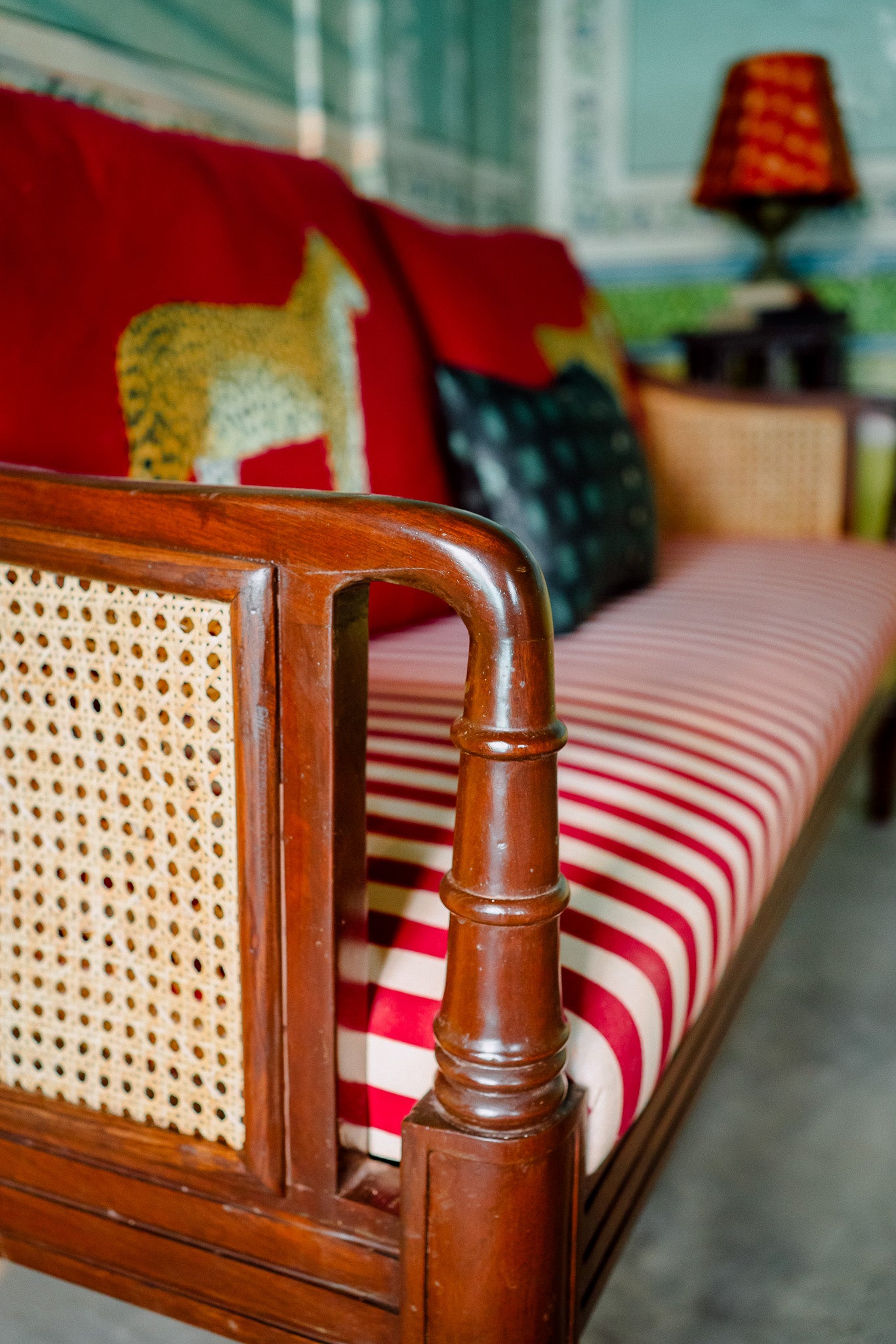 Loveseat sofa