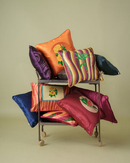 Printed motifs on Vertical Waves cushion cover