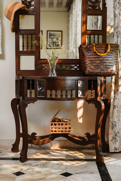 Foyer stand