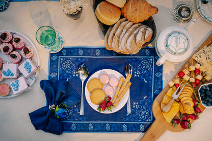 Table mats inspired by wall murals (set of 6)